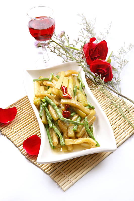 豇豆素炒茄条图片