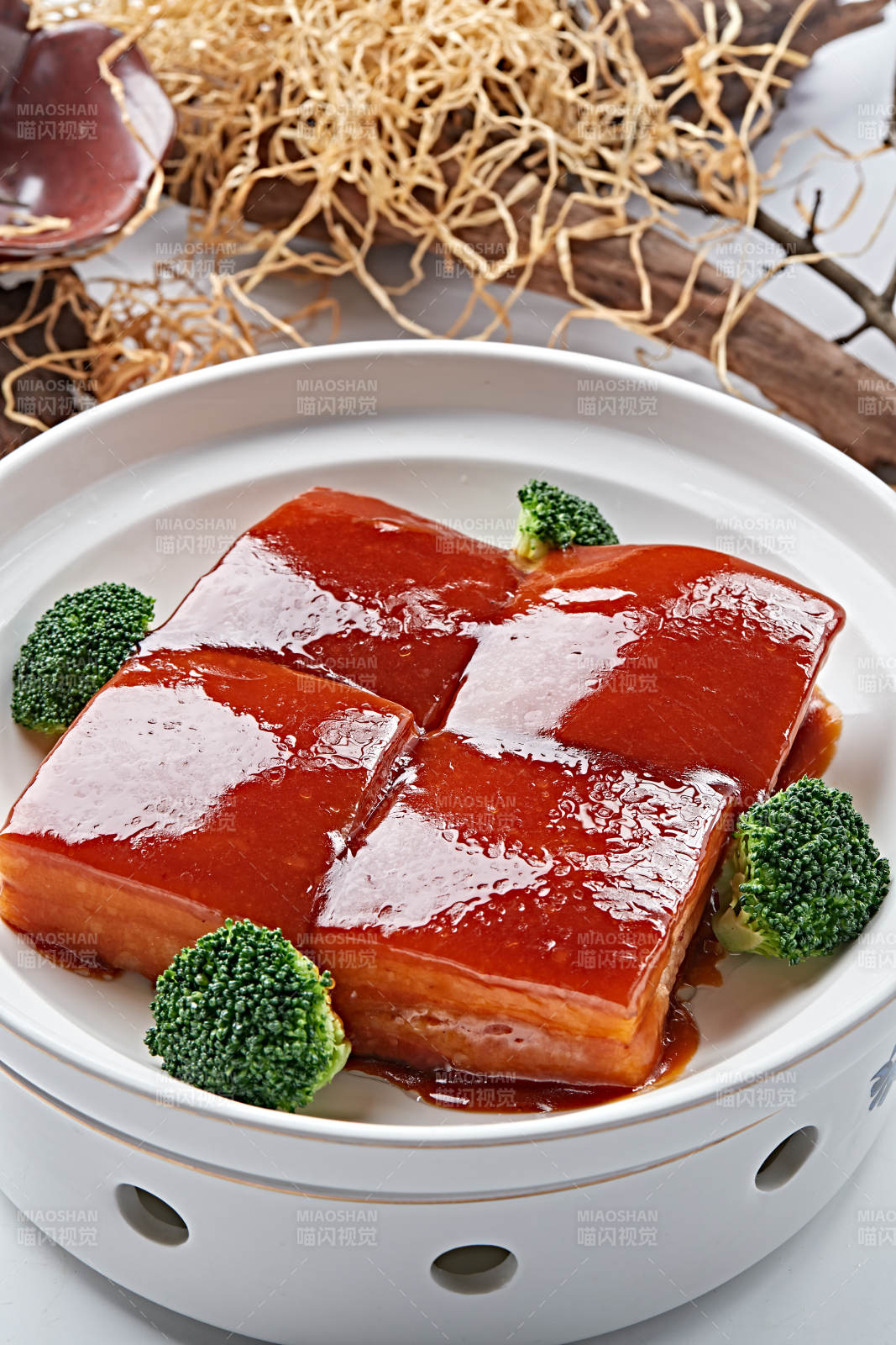 一品四方毛氏红烧肉图片