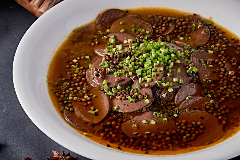 葱香椒麻煮鸭血图片