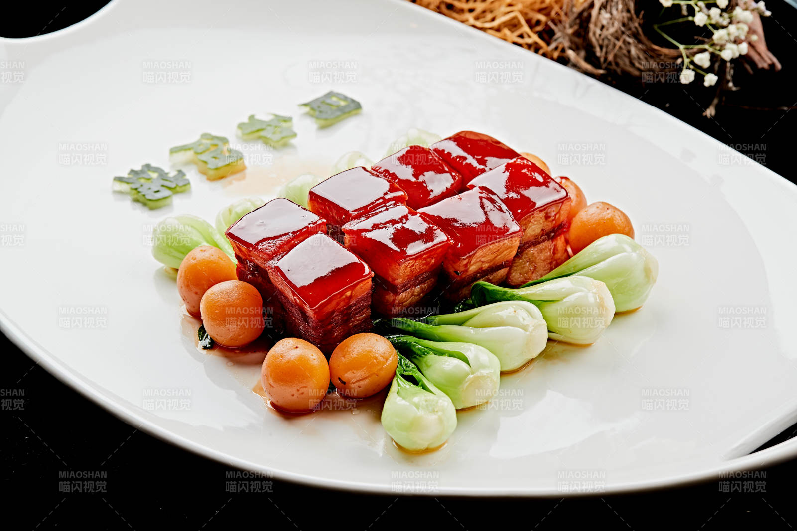 一品浇汁东坡肉图片