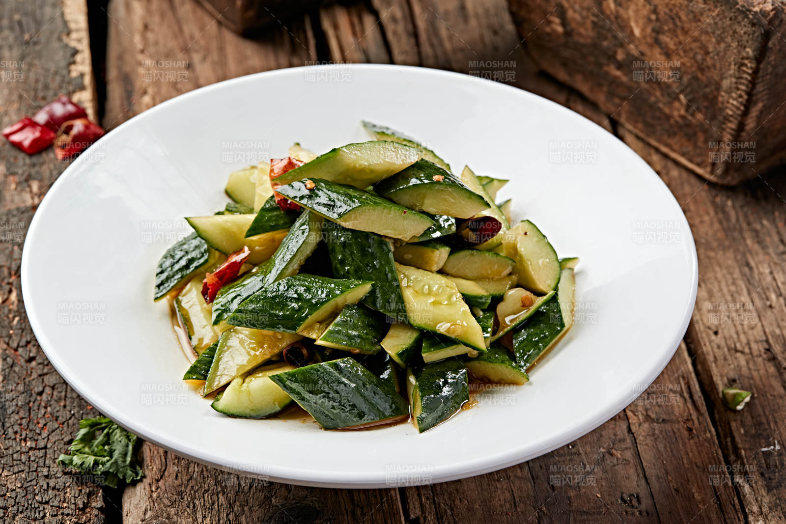 醋拌黄瓜段图片