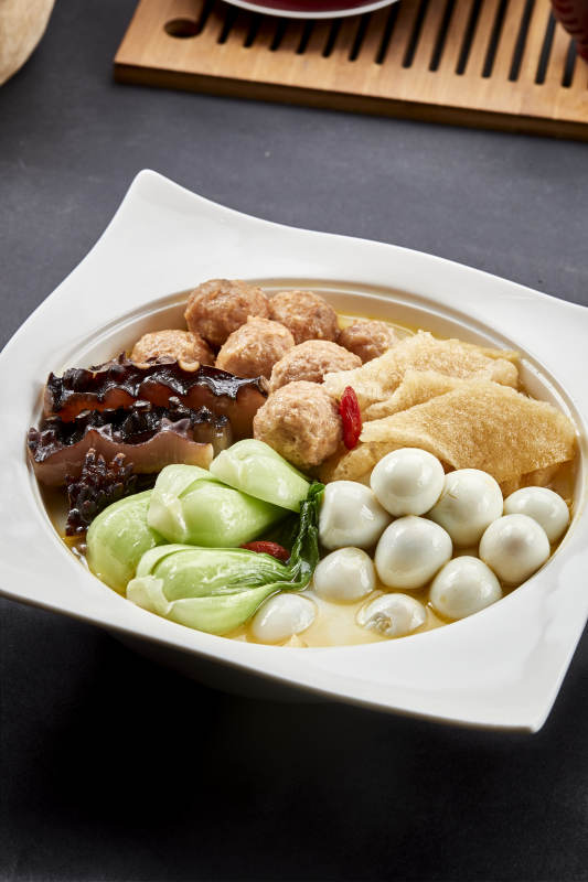 陆海空海参肉丸竹荪鹌鹑蛋油菜图片