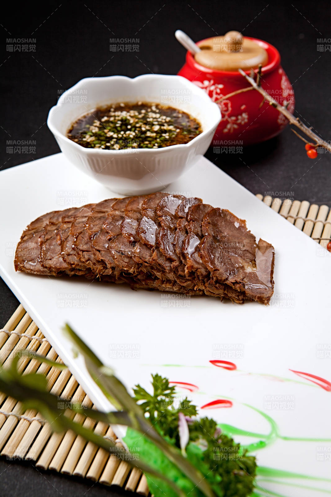 五香酱牛腱图片