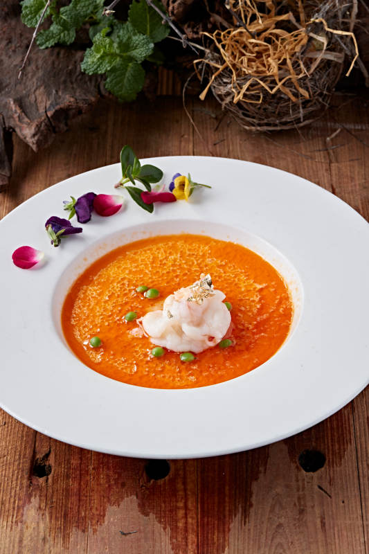 浓汤金箔牡丹虾图片