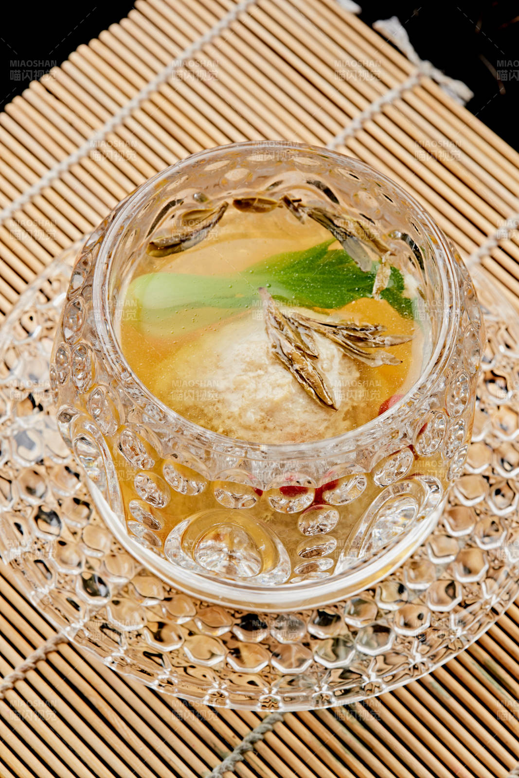 鸡汤龙井狮子头图片