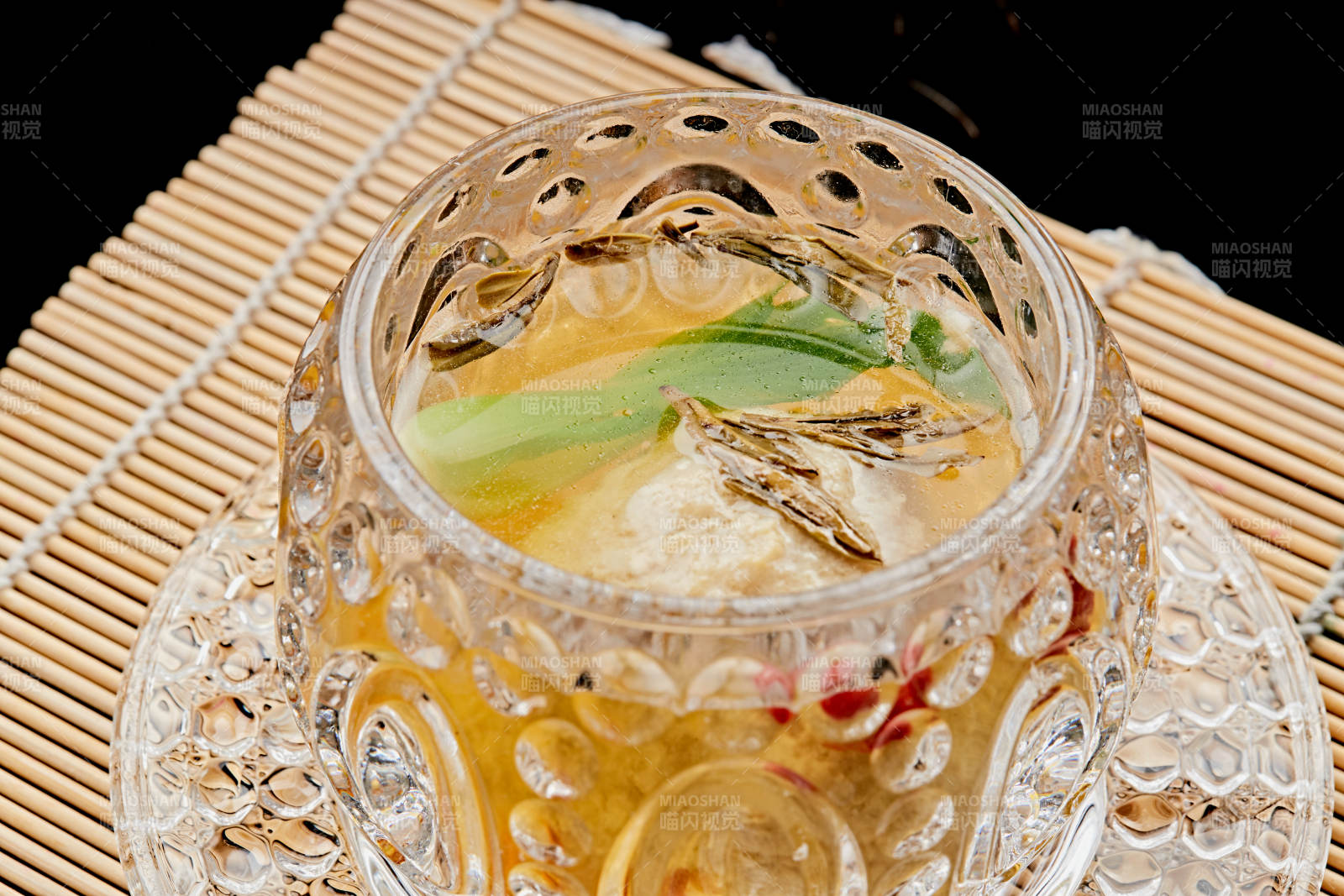 鸡汤龙井狮子头图片