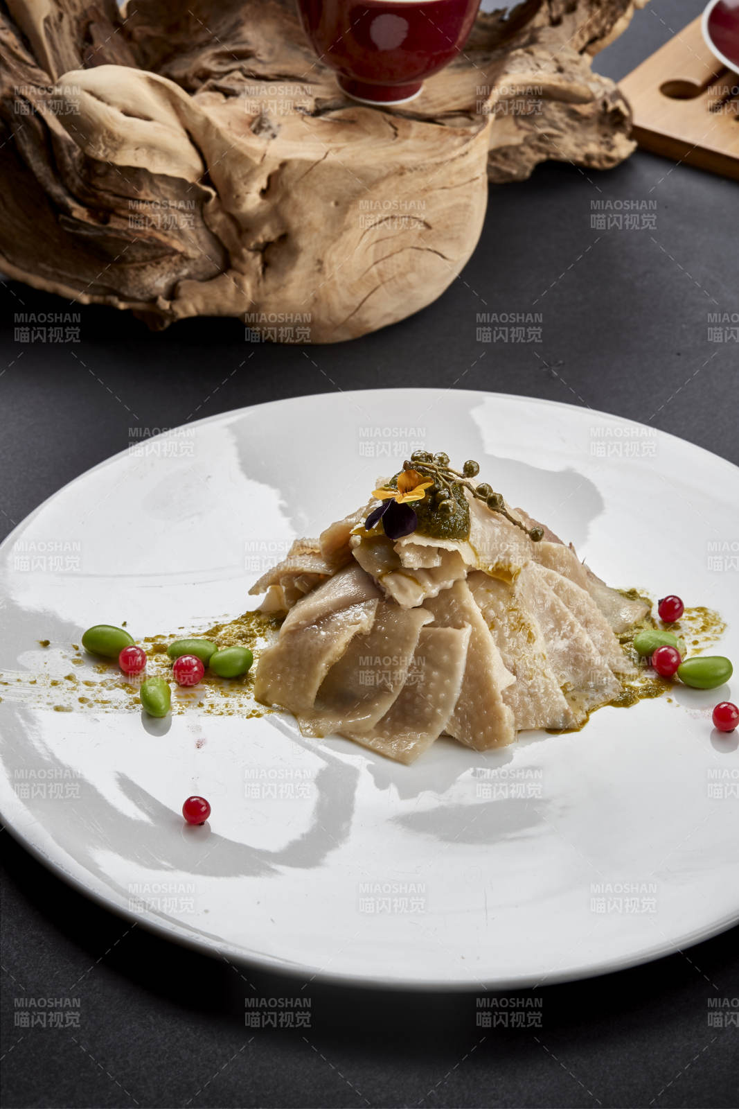 美味精美凉菜藤椒柴鸡皮图片