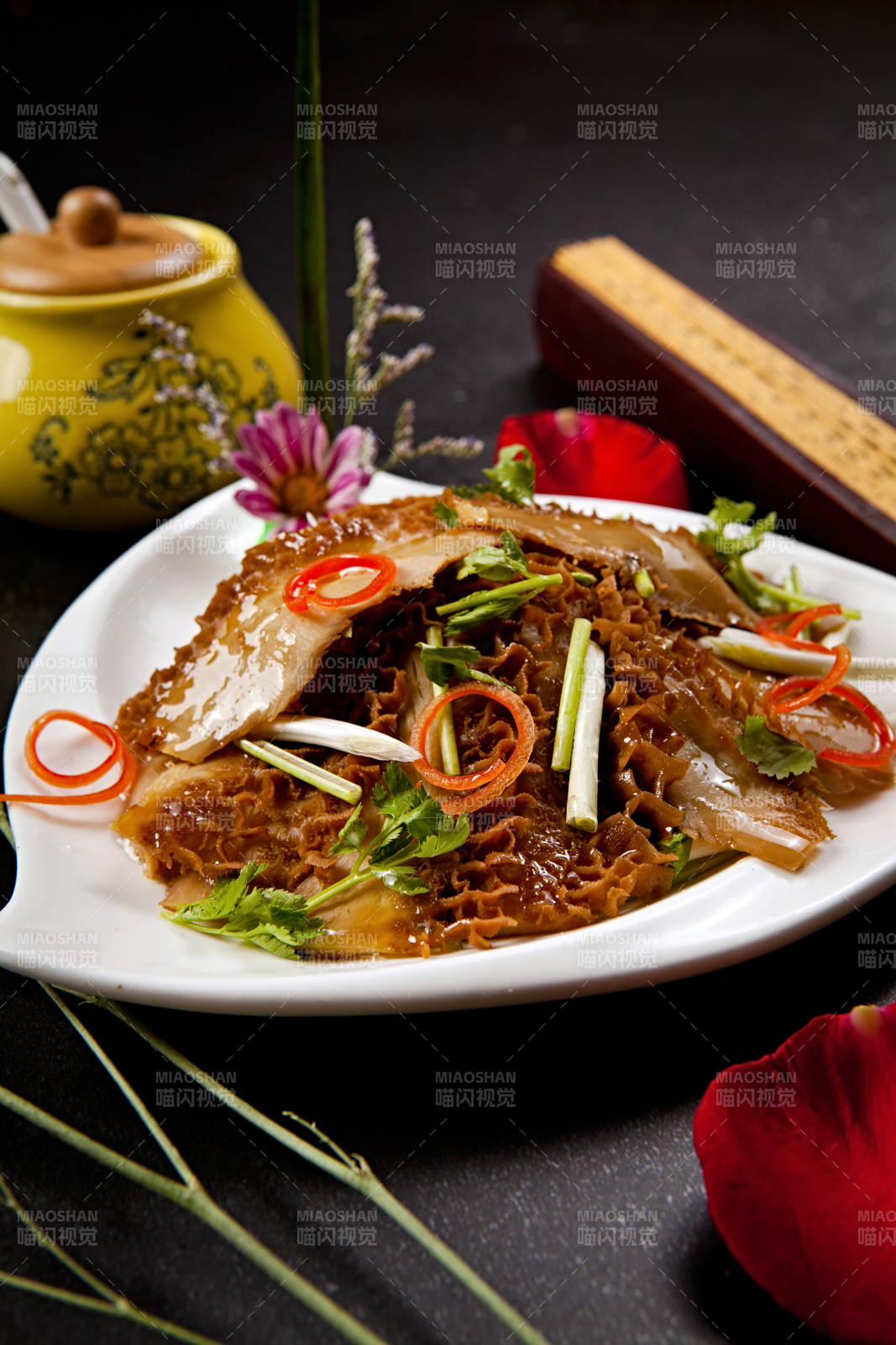 卤水金钱肚片图片