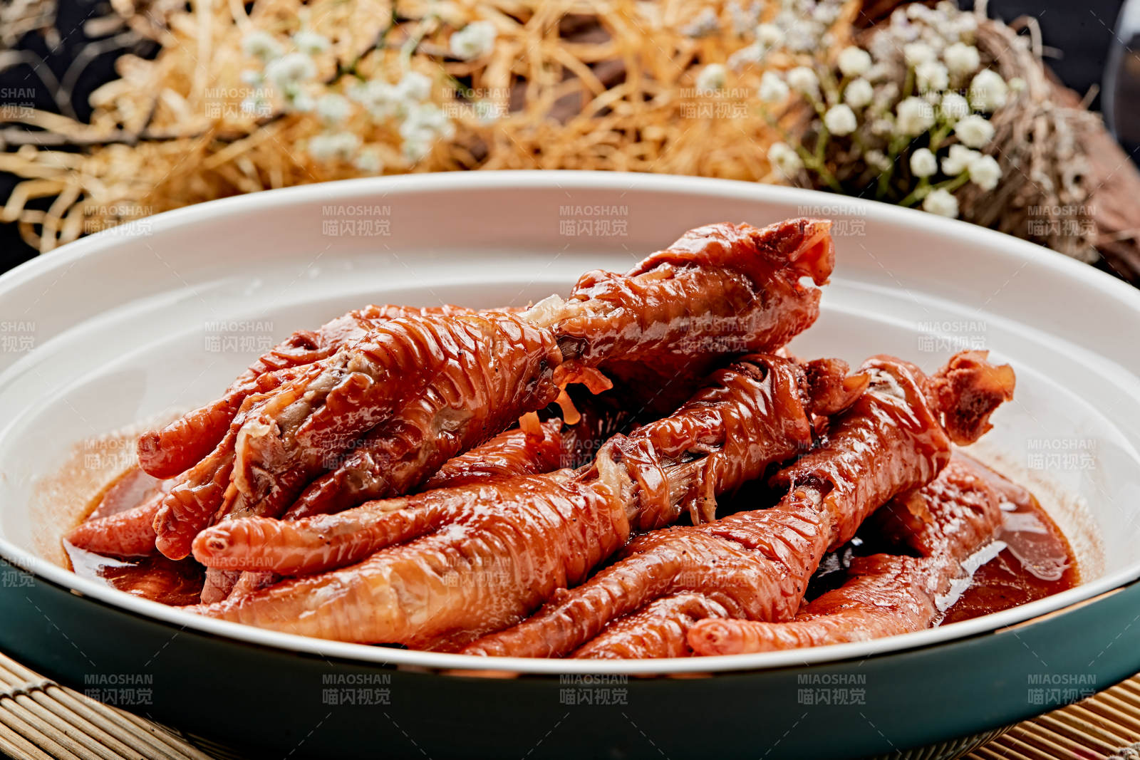 酱焖脱骨凤爪图片