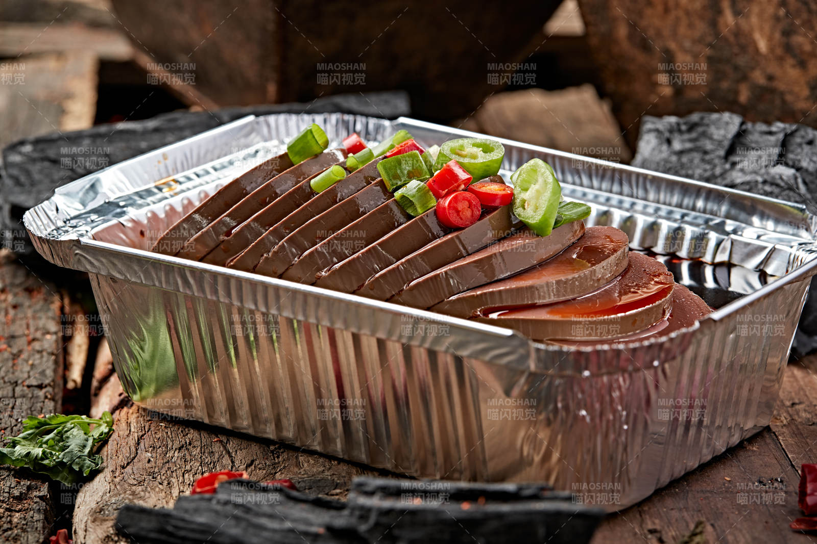 炭烤锡纸酱油猪血肠图片