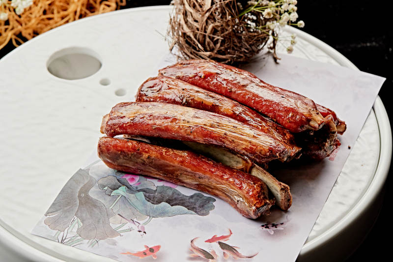 炭烤猪肋骨图片