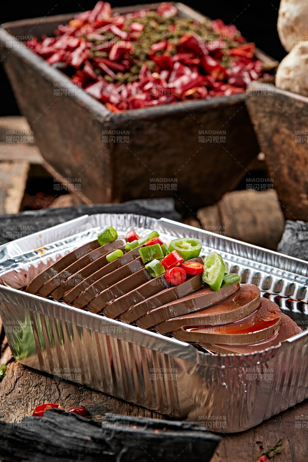 炭烤锡纸酱油猪血肠图片
