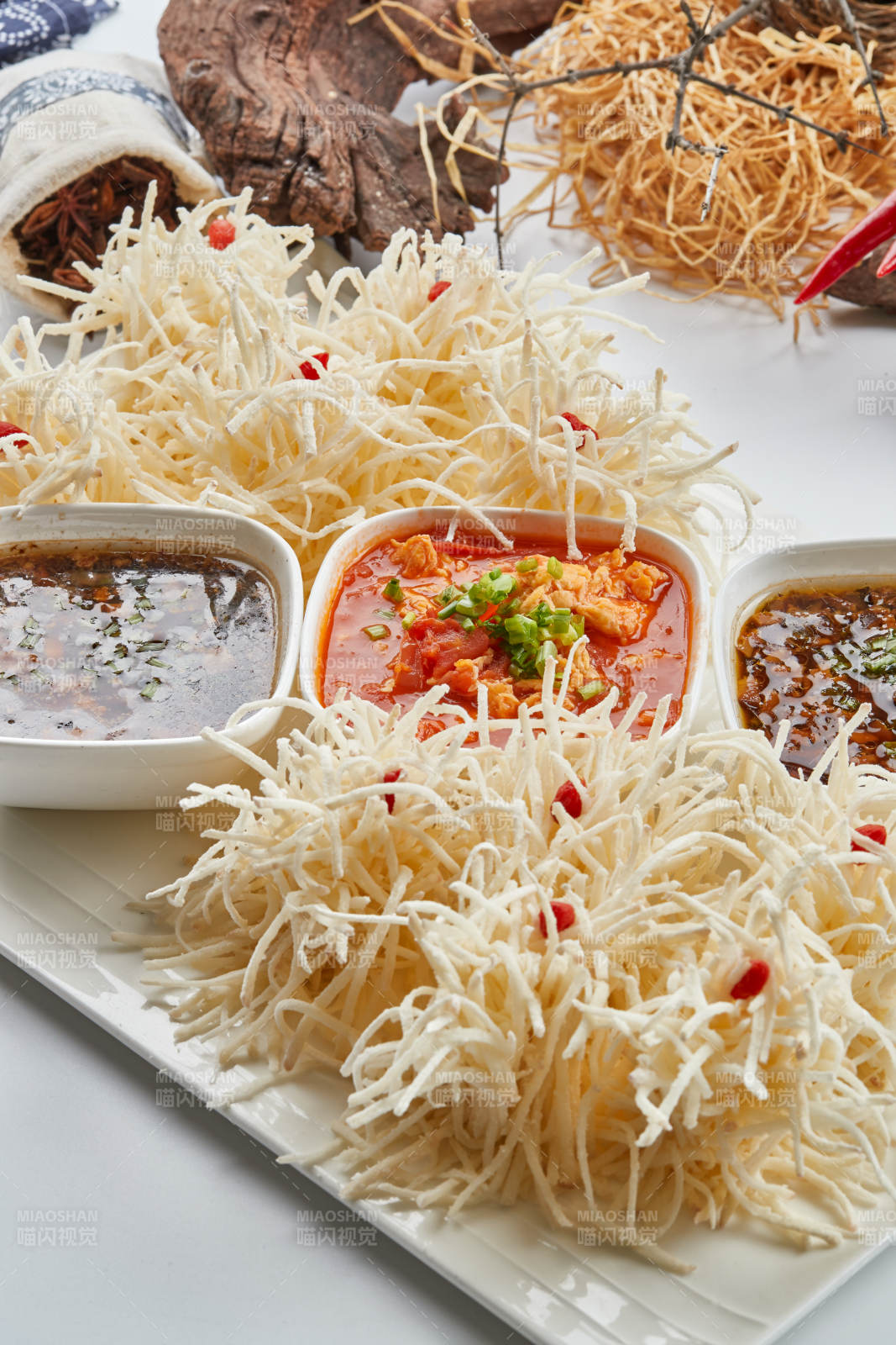 蘸酱美食火树银花油炸土豆丝图片