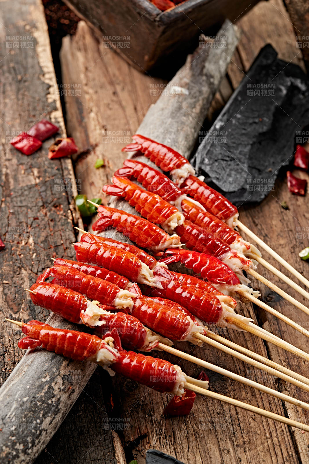 炭烤小龙虾尾图片