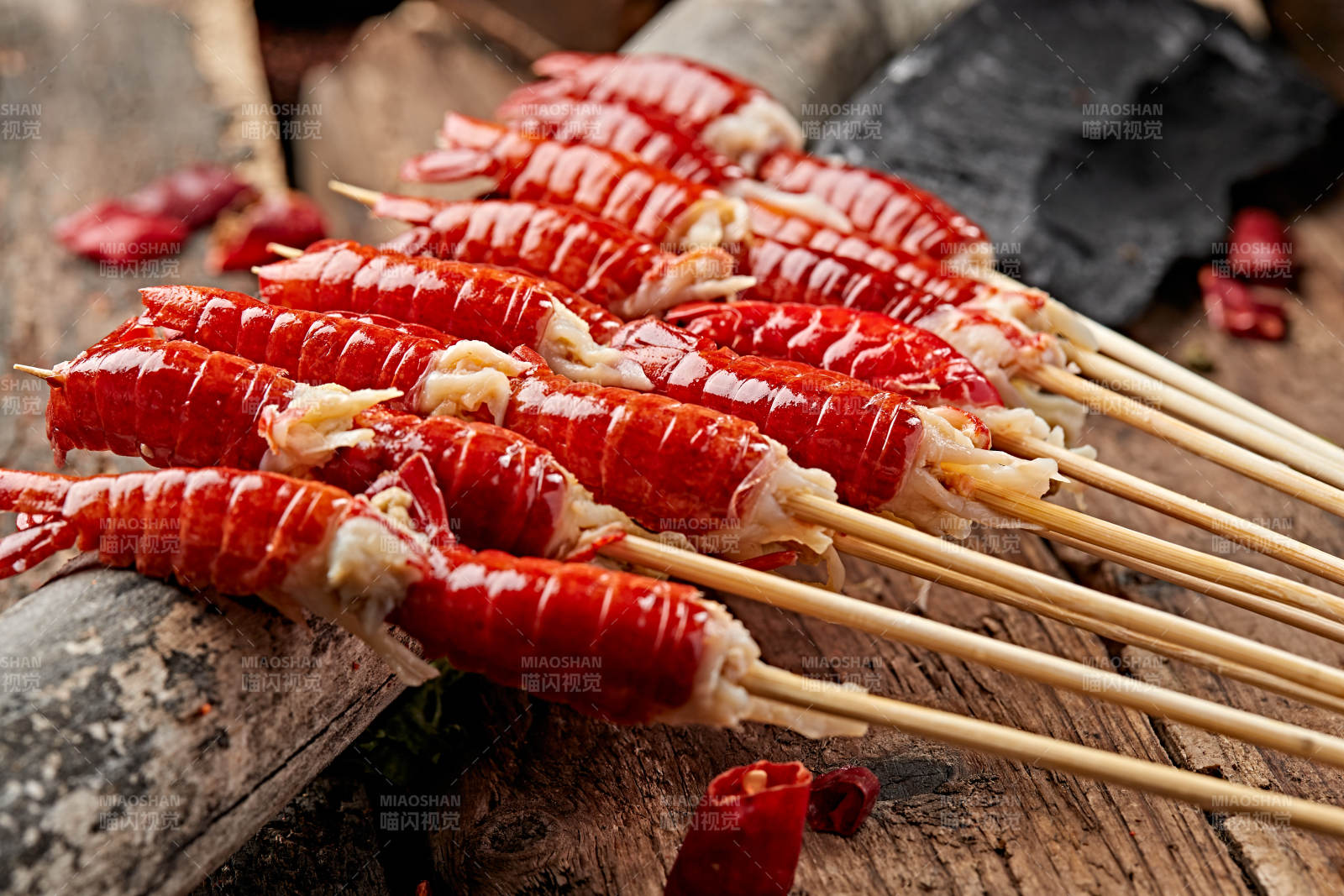 炭烤小龙虾尾图片