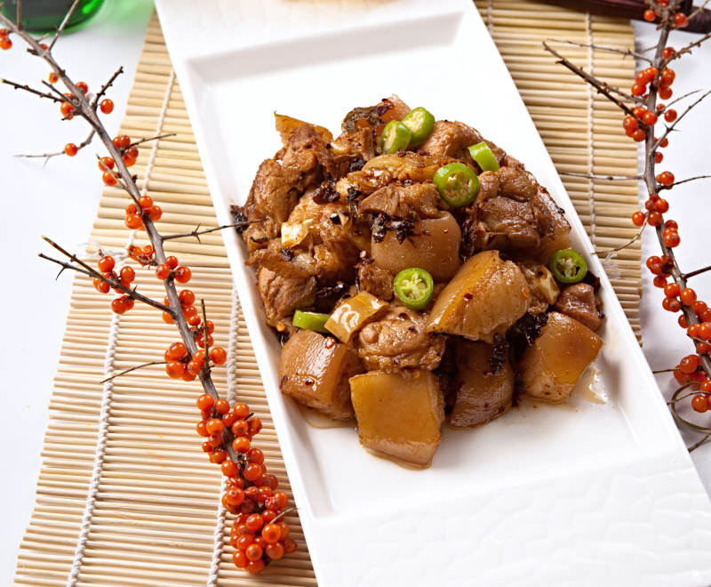 泰椒酱炒猪脚块图片