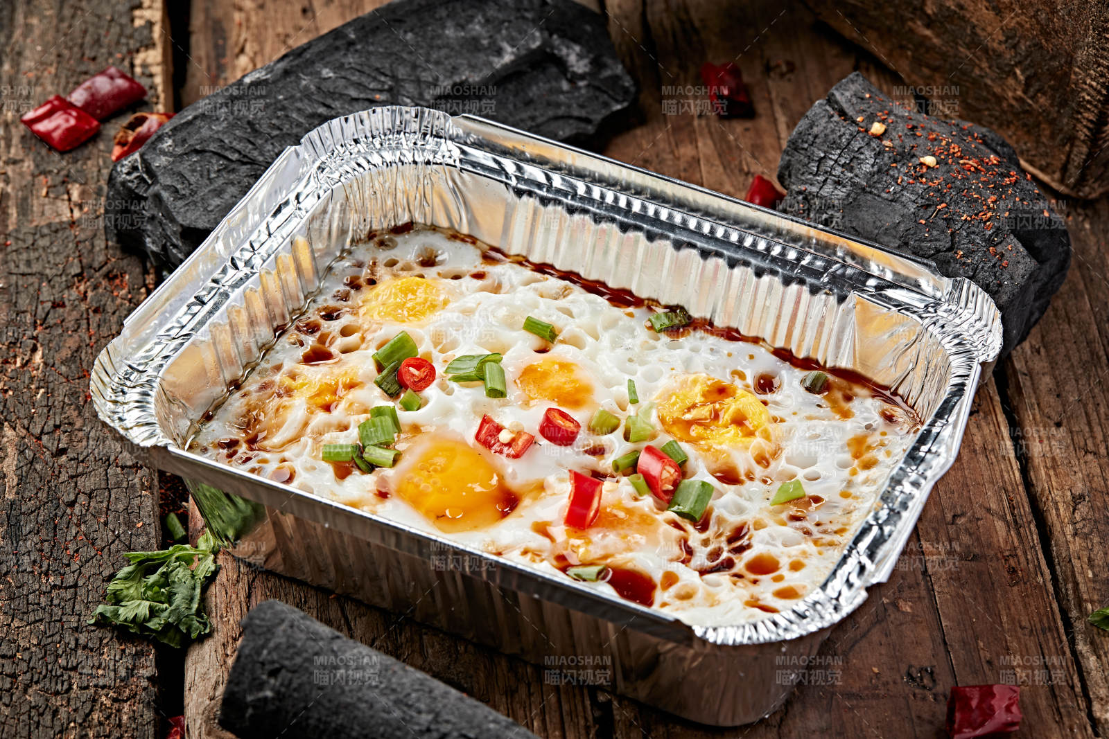 炭烤锡纸酱油鸡蛋图片