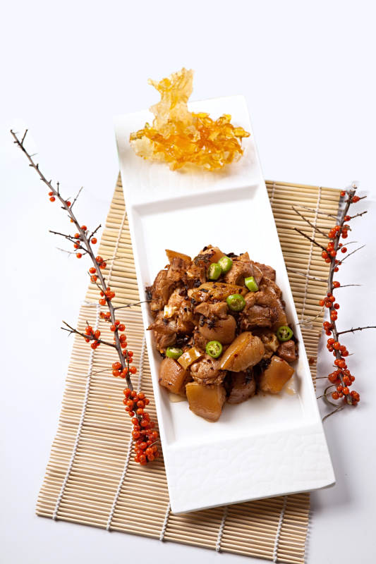 泰椒酱炒猪脚块图片