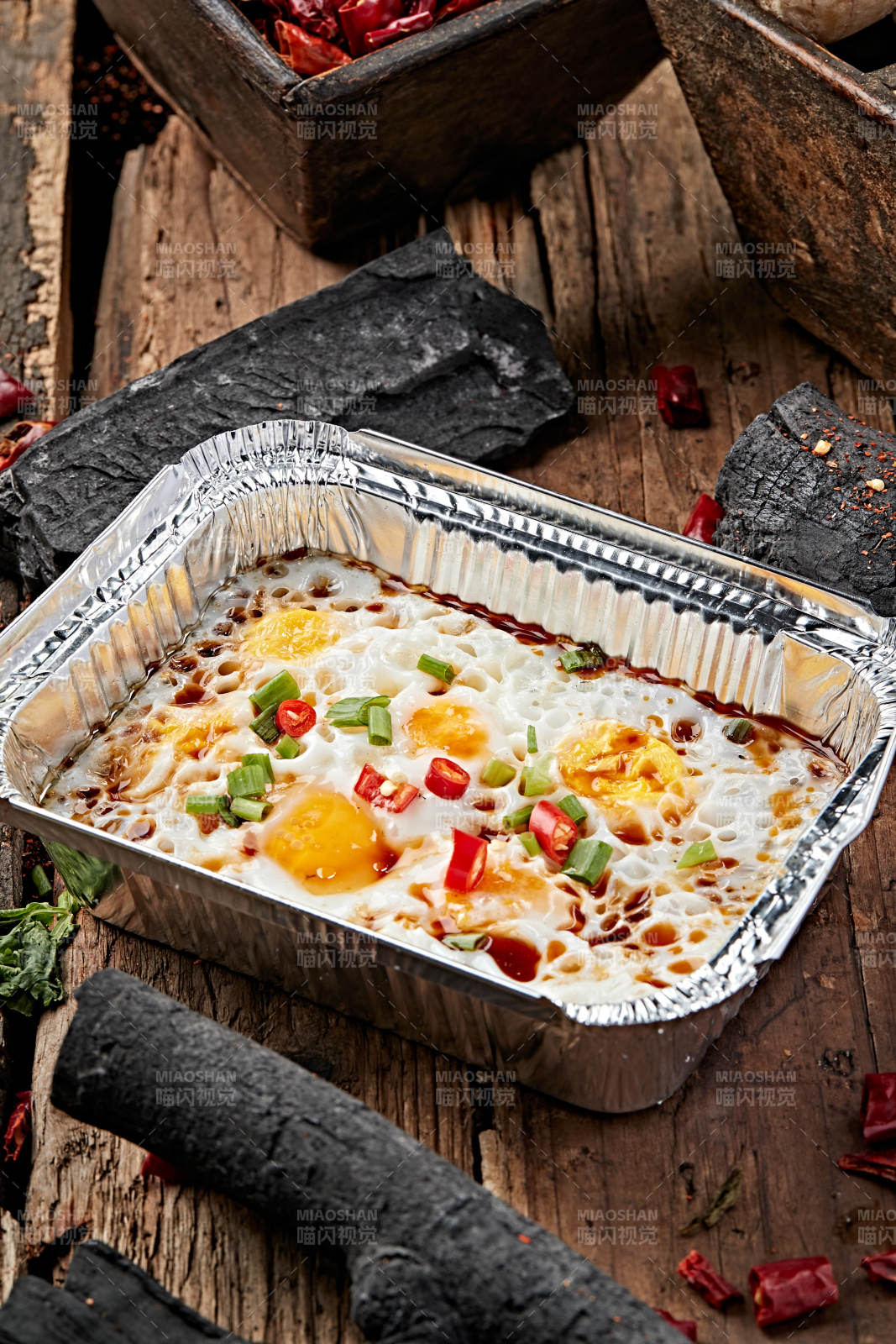 炭烤锡纸酱油鸡蛋图片