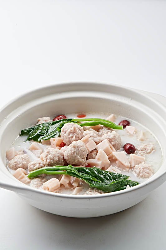 砂锅莲藕丸子煲图片