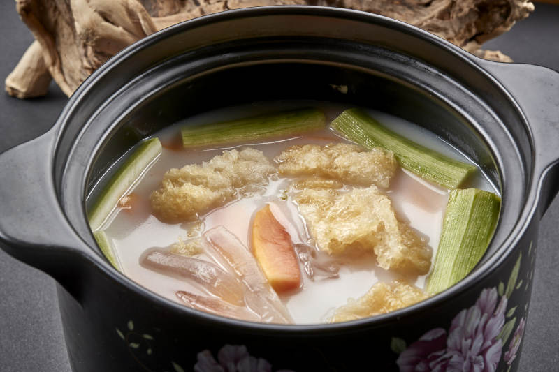 木瓜芦荟乳瓜炖煮小油条图片