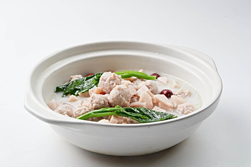 砂锅莲藕丸子煲图片