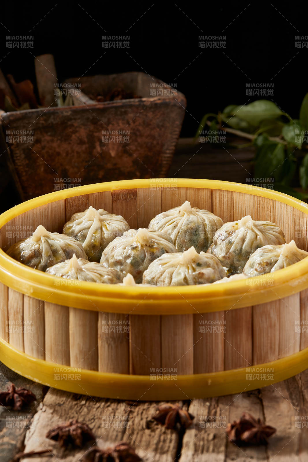 水晶韭菜土豆馅蒸包图片