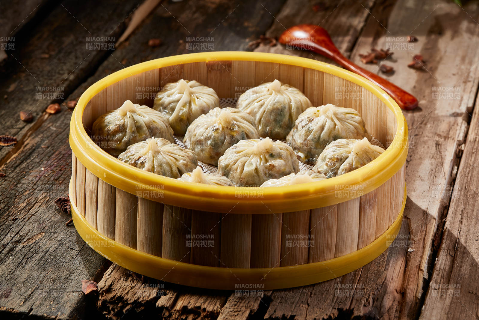 水晶韭菜土豆馅蒸包图片