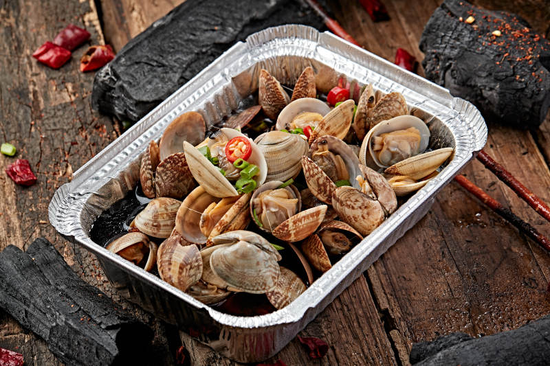 炭烤锡纸酱油花蛤图片