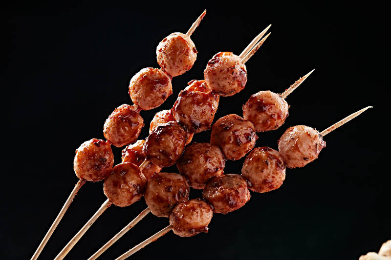 炭烤鱼丸虾丸图片