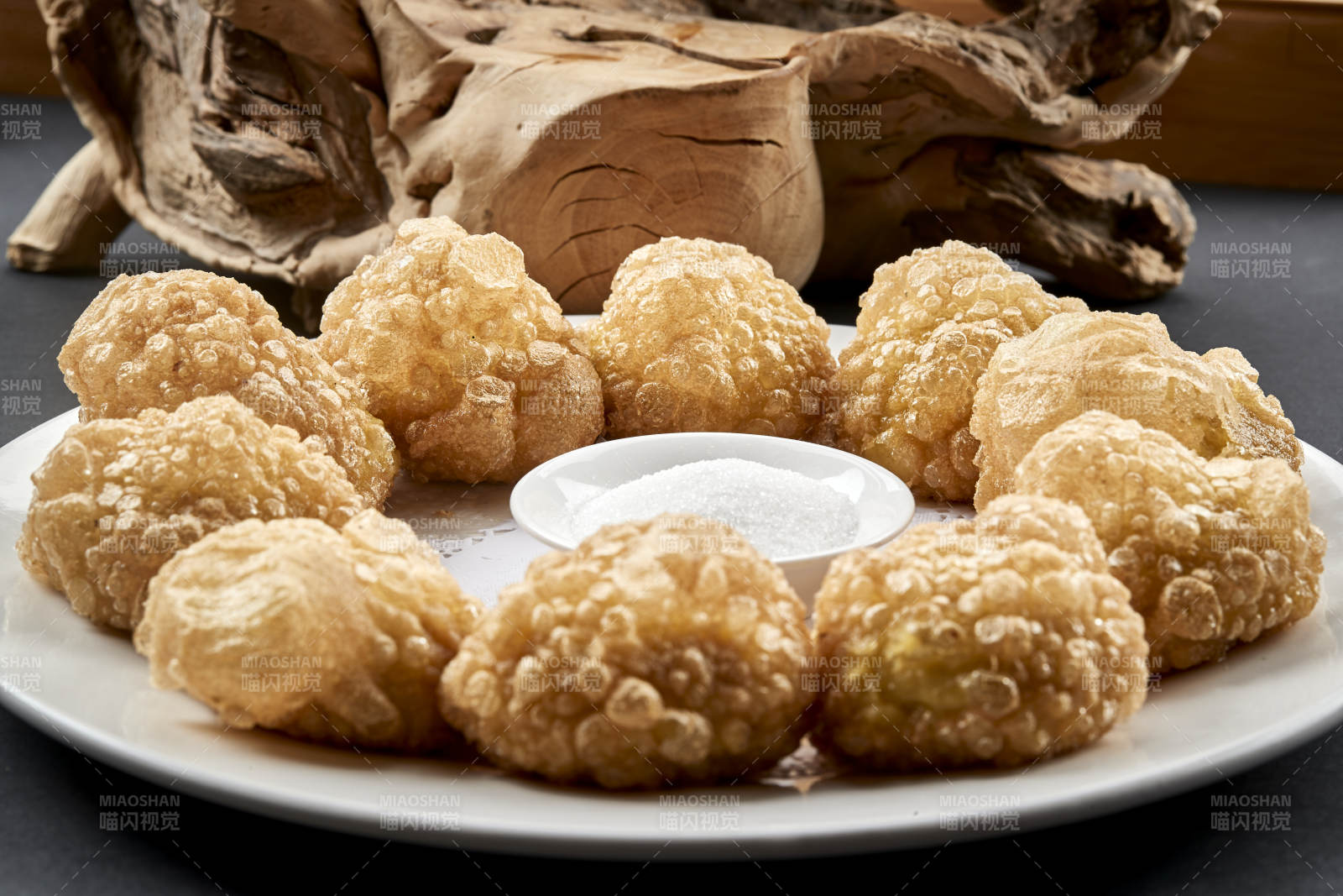 张家口地区张垣美食沾糖传统油炸黄糕图片