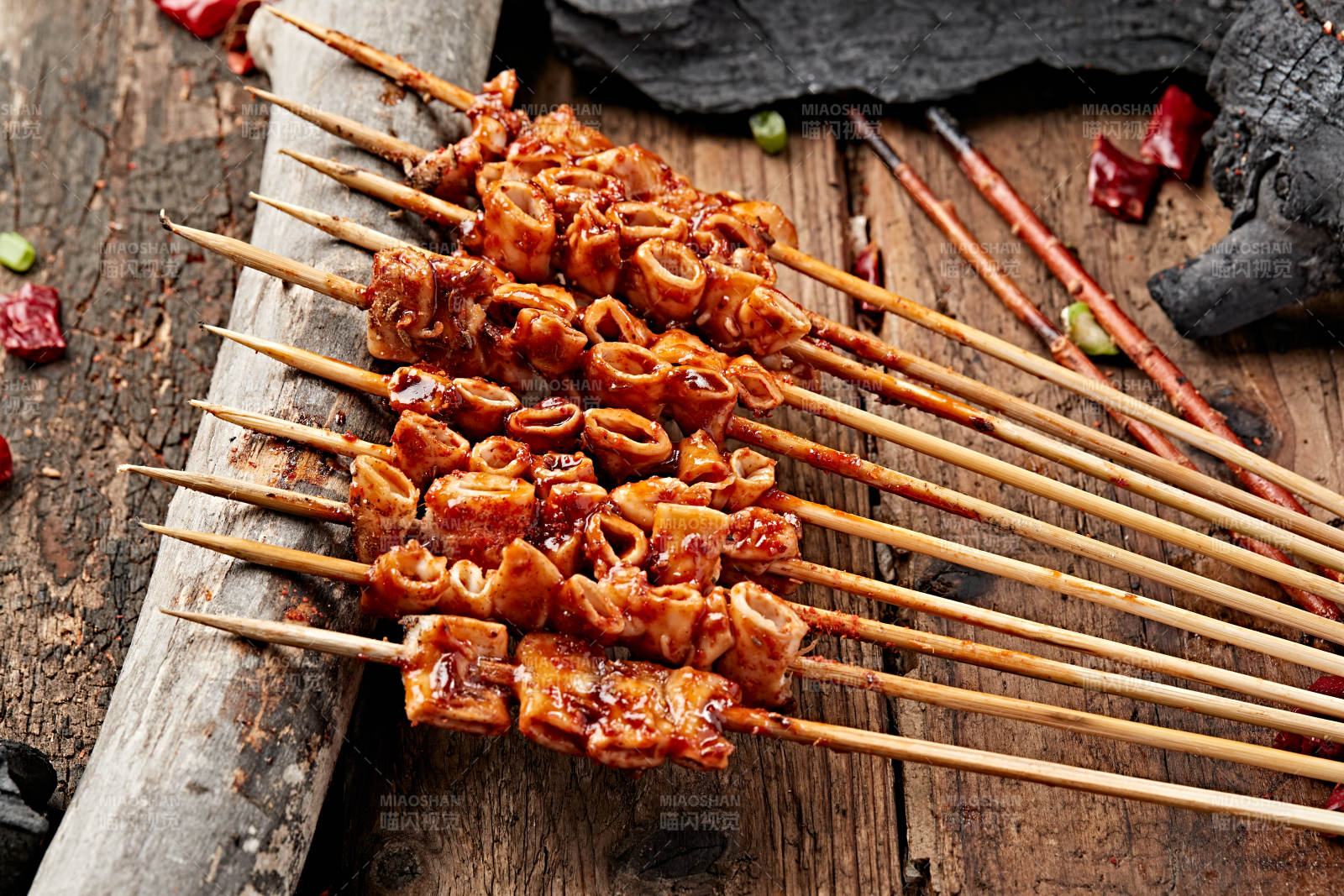 炭烤牛心管黄喉图片