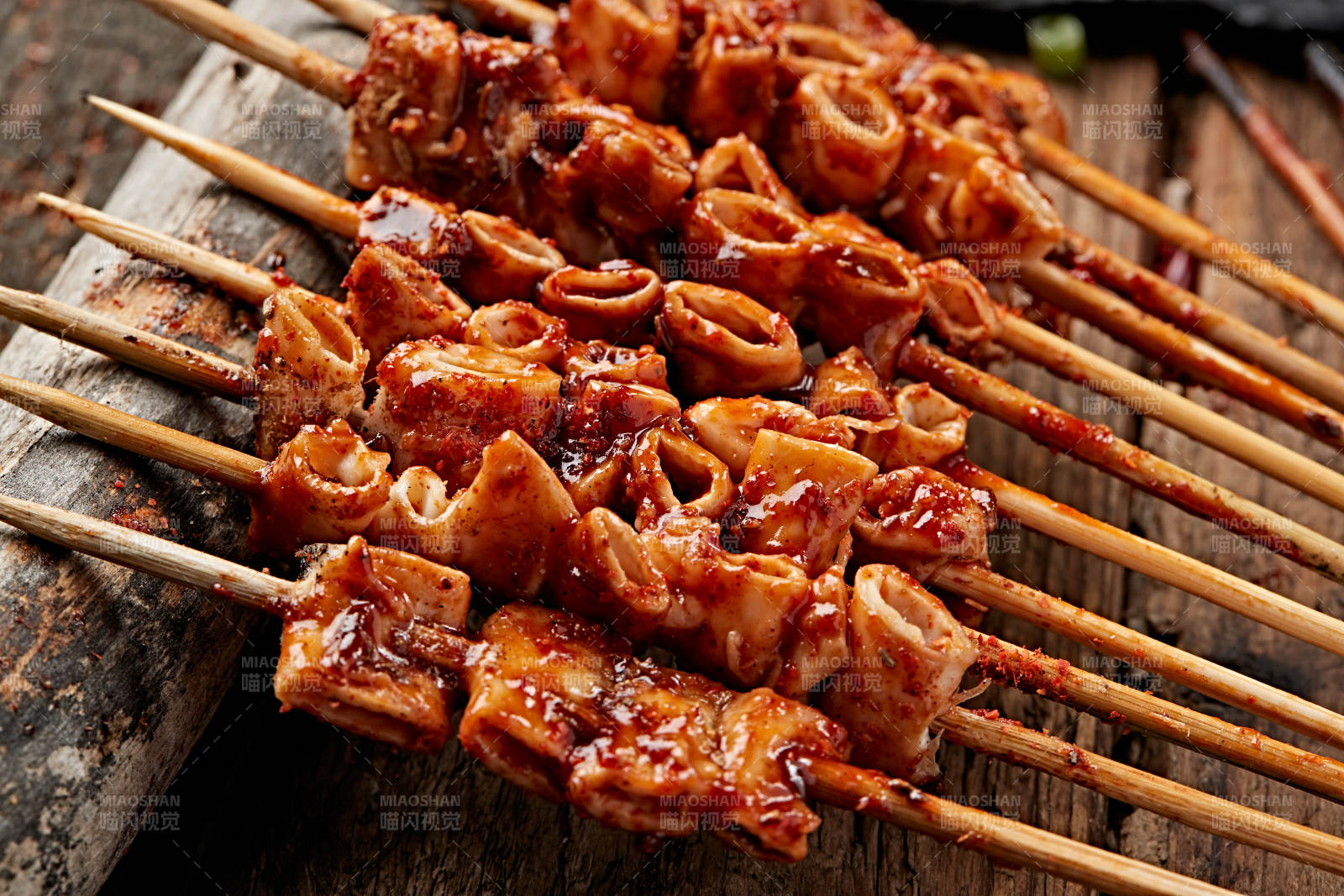 炭烤牛心管黄喉图片