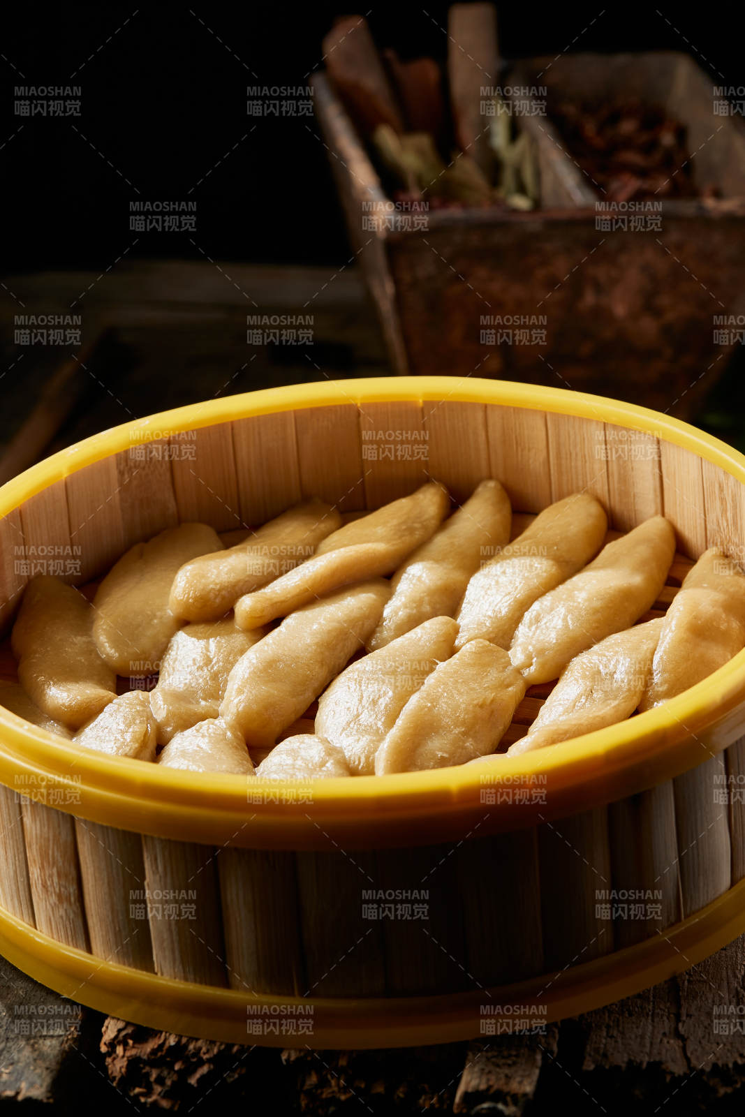 张家口坝上特色美食蒸莜面图片