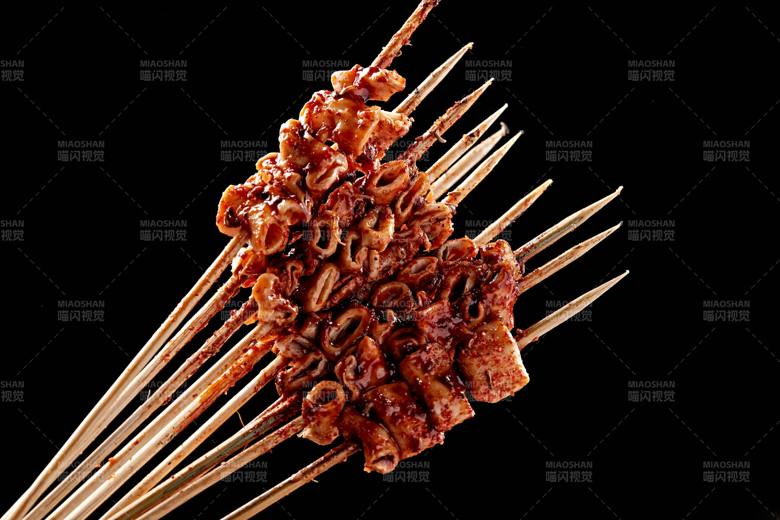 炭烤牛心管黄喉图片