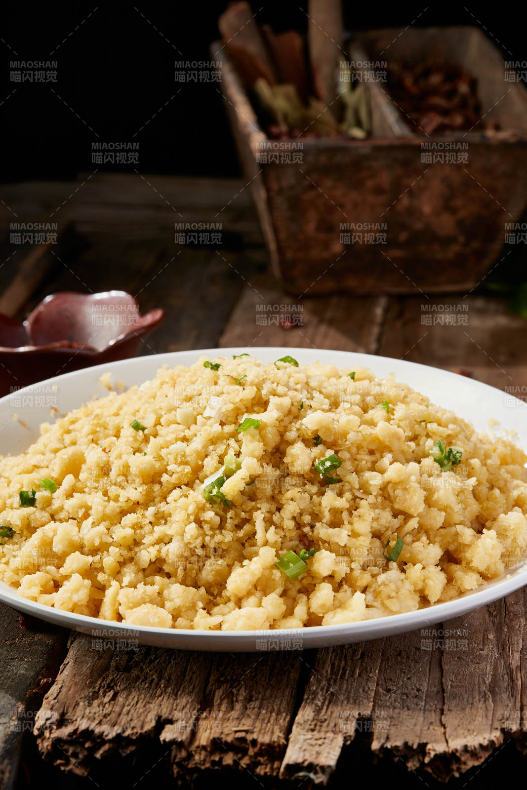 地方特色美食莜面炒傀儡图片