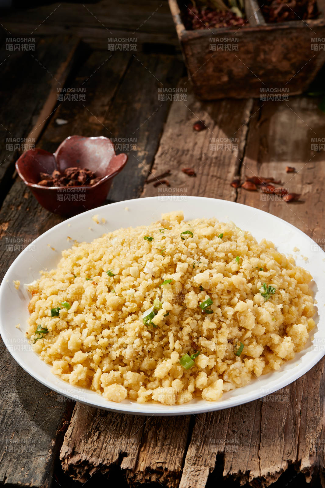 地方特色美食莜面炒傀儡图片