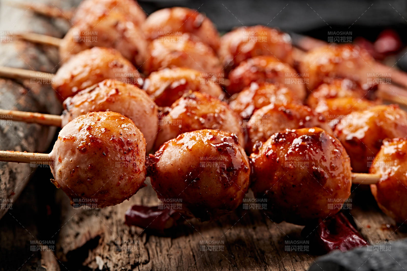 炭烤鱼丸虾丸图片