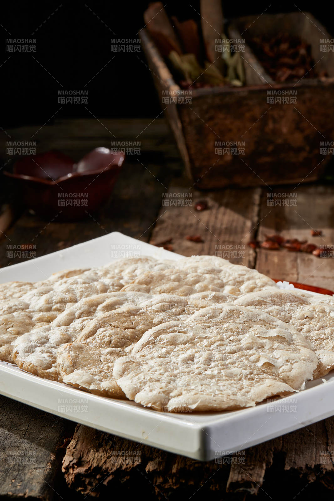 张家口坝上特色美食蒸莜面图片