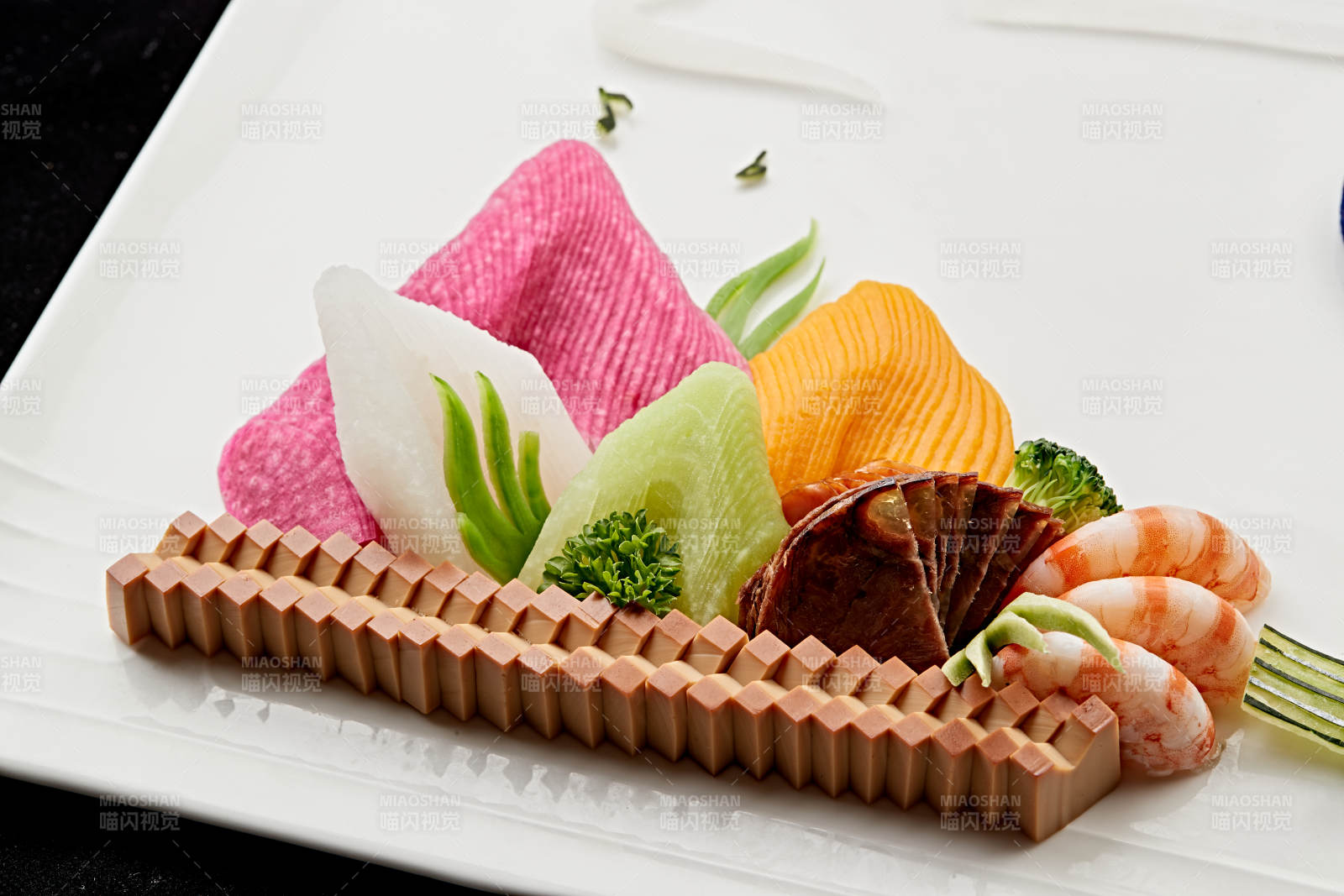 制作精美的艺术凉菜图片