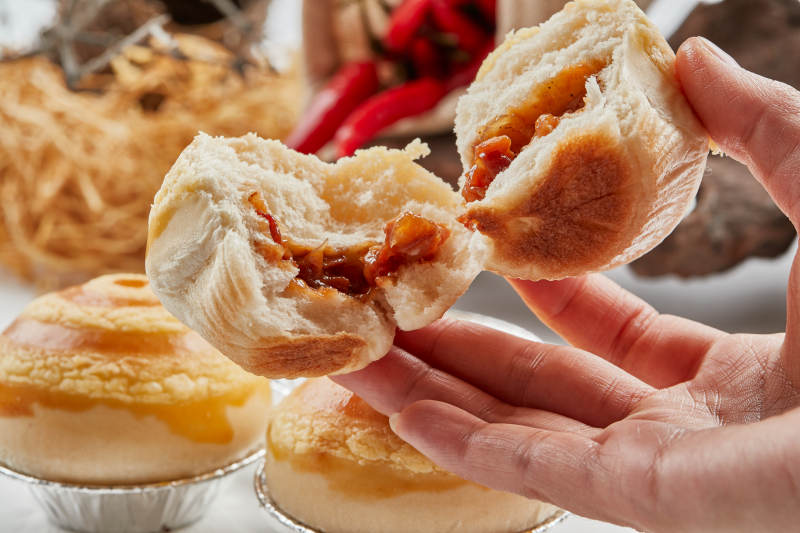 美味茶餐港式菠萝叉烧包图片