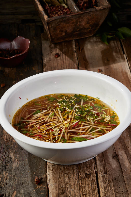 蘸莜面用的水萝卜丝香菜醋汤图片