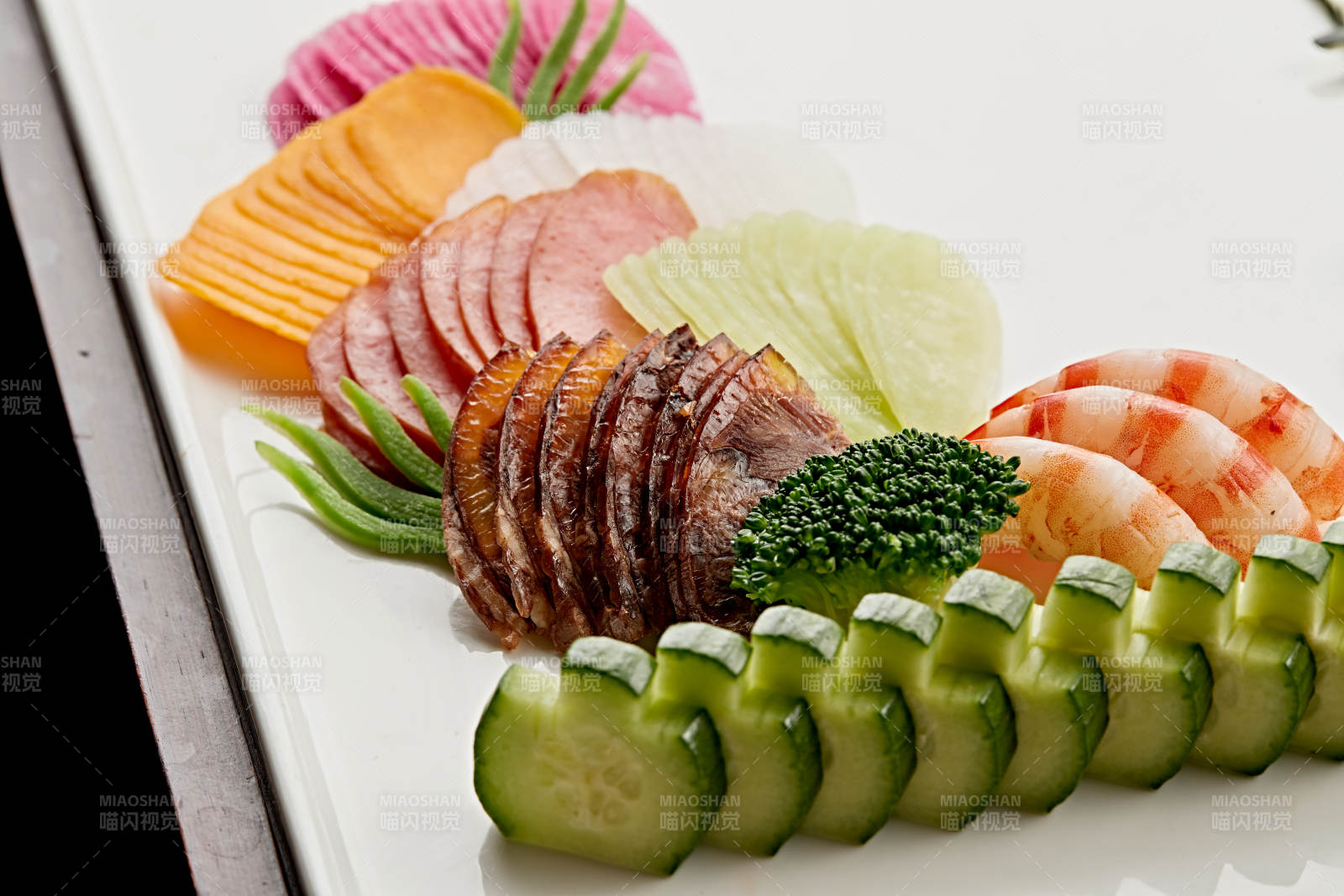 制作精美的艺术凉菜图片