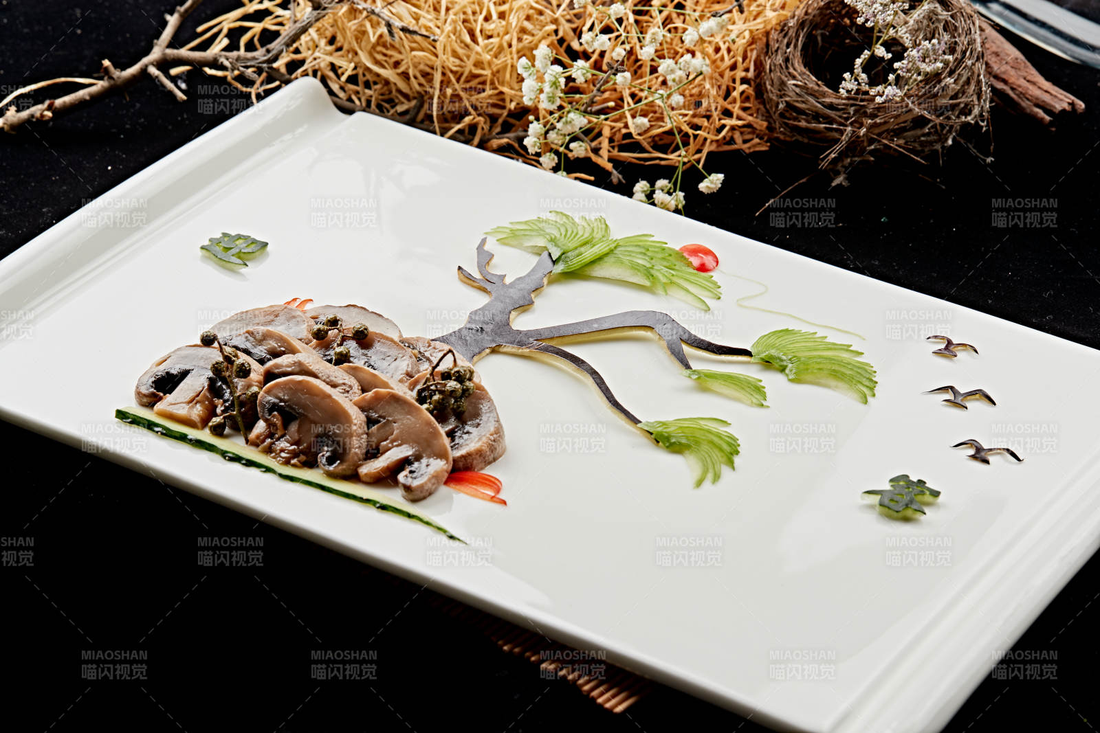 制作精美的艺术凉菜图片