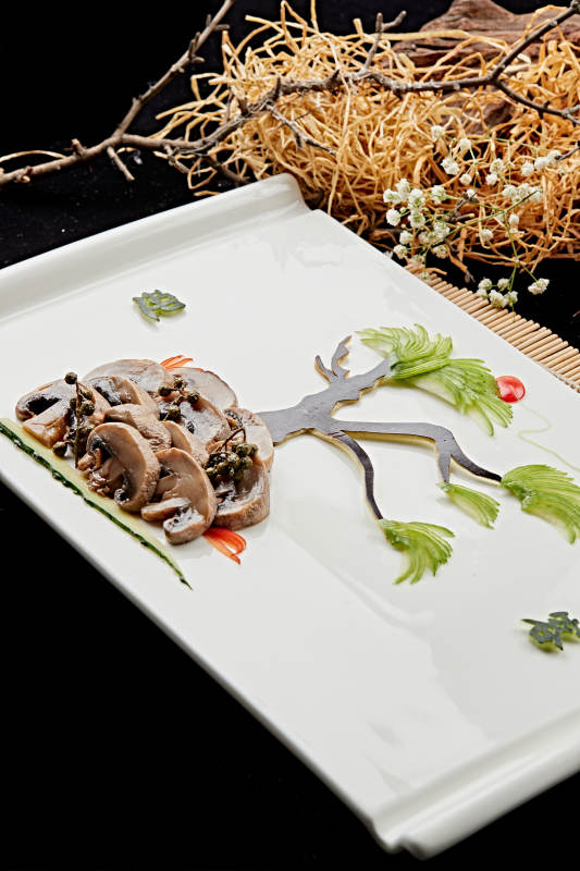 制作精美的艺术凉菜图片