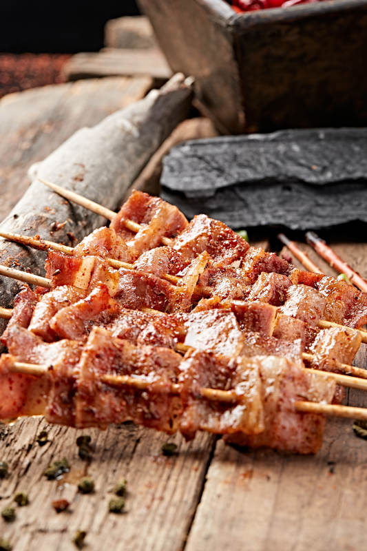 美味炭烤风味猪五花肉图片