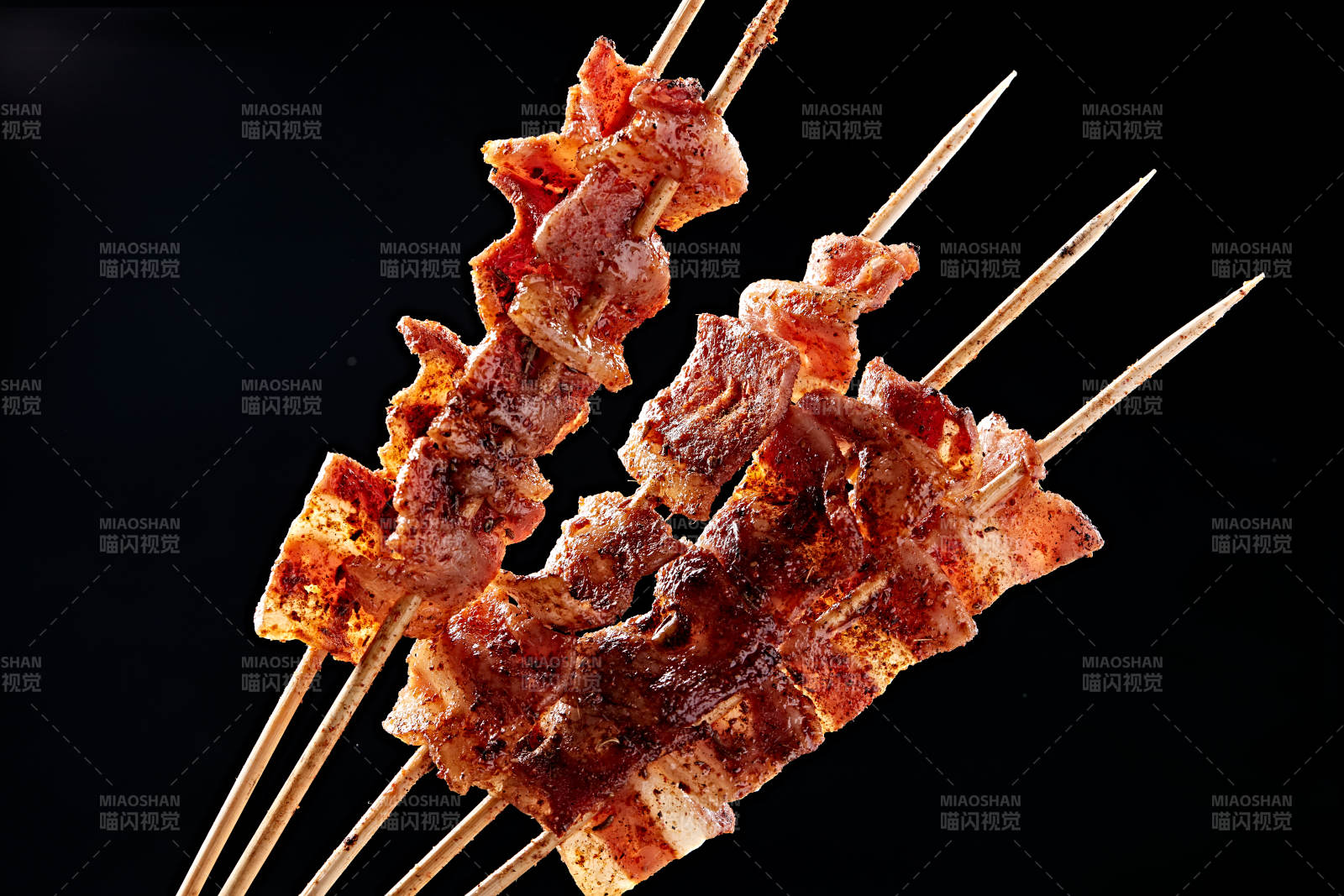 美味炭烤风味猪五花肉图片