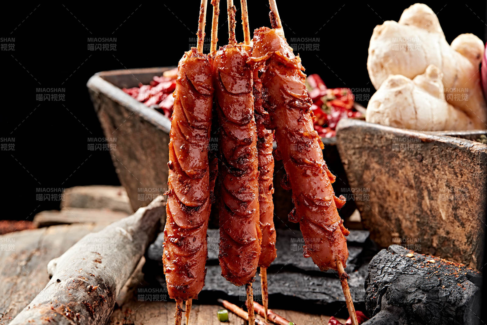 炭烤风味火腿肠图片