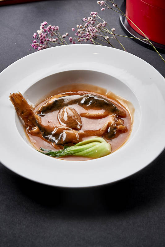 时尚位菜浓汤酱焖小河豚图片