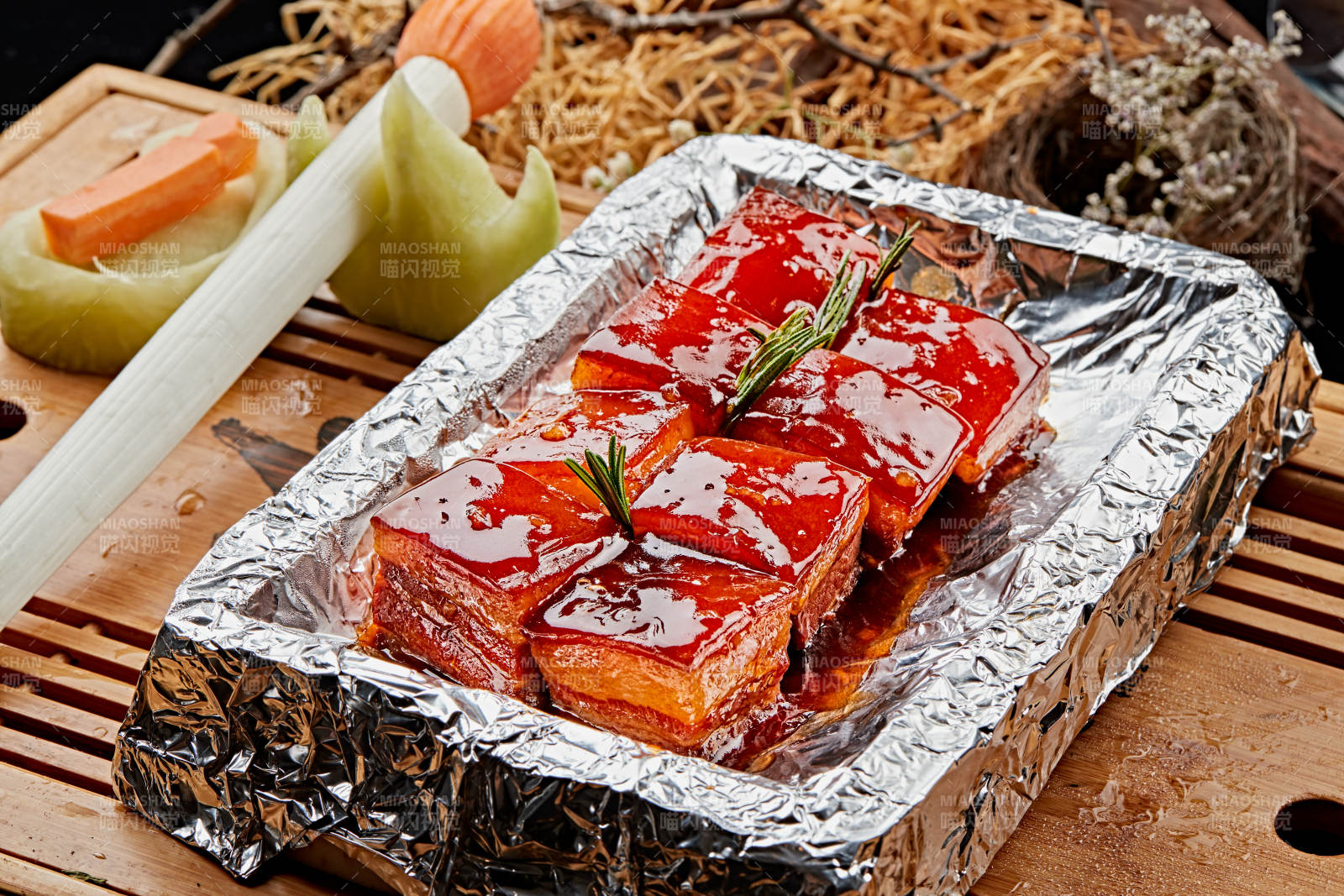 锡纸毛四方一品肉图片